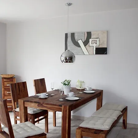 Schmidt's Koje Apartment